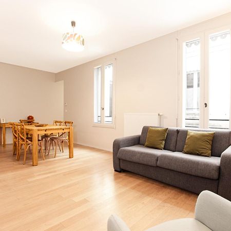 Appartement T2 De Luxe Face Au Jardin Public Bordeaux Exterior photo