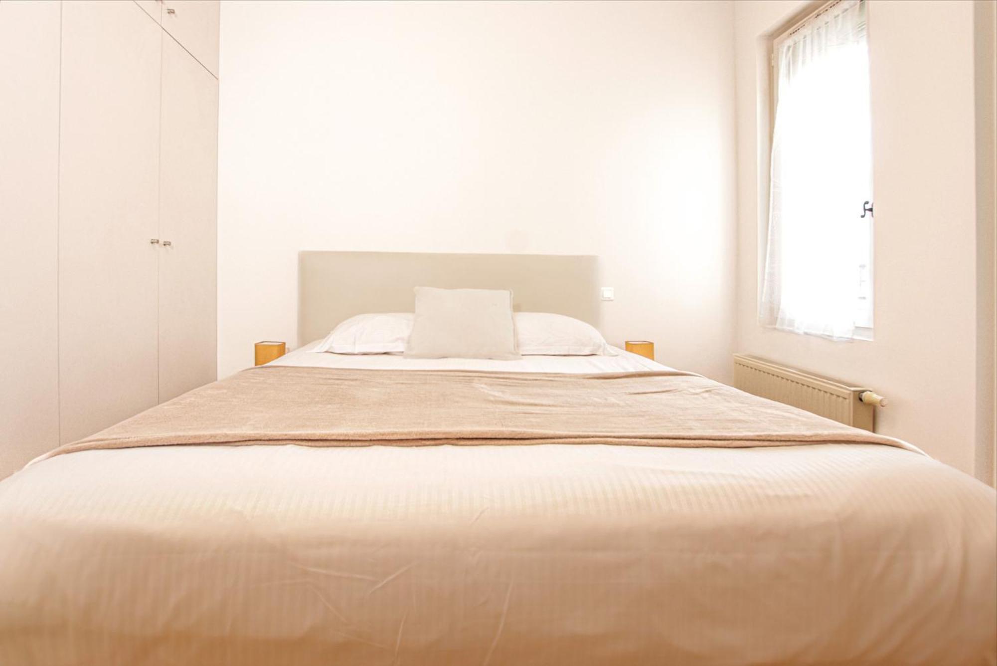 Appartement T2 De Luxe Face Au Jardin Public Bordeaux Exterior photo